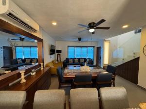 Linda Casa Familiar con Alberca a 10 min de Playa