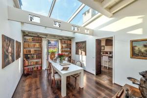 Penthouse Breras Heart