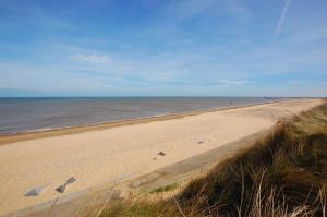 3 Bed in Eccles Beach oc-852