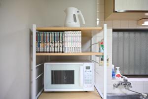 Two bathrooms, two toilets 6 mins walking distance from Keisei Takasago Station