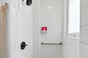 4BR Apartment Beach 7 Min Wi-Fi Restaurants