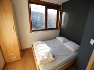 Stay by the coastal trails, Middelkerke