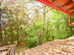 Holiday Home with Garden and shared pool