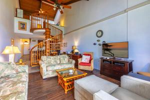 Kamaole Sands #10-404 Great Location Ocean view, AC, Fitness Center