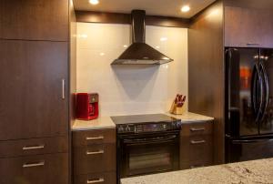 Maui Kamaole #A-201 Ocean view, AC Throughout, Wifi, Across Kamaole Bch III