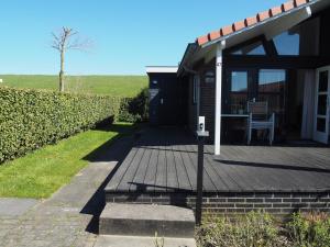Holiday Home in Kattendijke near Oosterschelde