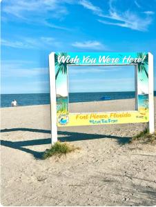 Main Strip 1 Bedroom Walk to Beach Restaurants