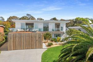 Ocean Pearl - Pool Spa and Ocean Views