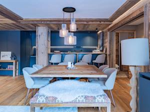 Confort & Élégance : 3 Chambres, Conciergerie 5* à Courchevel - FR-1-613A-39