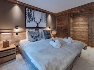 Confort & Élégance : 3 Chambres, Conciergerie 5* à Courchevel - FR-1-613A-39