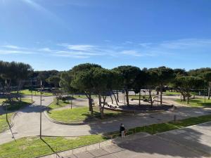 Agréable appartement climatisé avec vue sur parc - FR-1-553-334