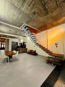 Sắc Màu Biển Xanh House