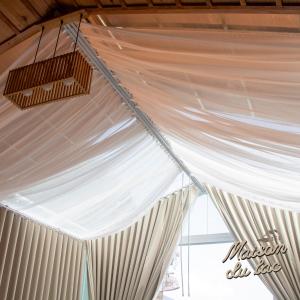 Maison Du Lac The Panoramic Glass Lodge