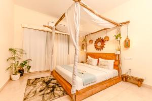 Alaya Stays 4BHK Farmhouse with Pvt Pool & Garden - Manesar