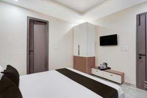 Super Townhouse DSIDC Bawana Formerly Kanhaiya Residency