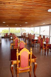 Shangani Hotel