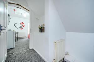 RB1GH- Cosy, Free Parking & Fast Wi-Fi Stay