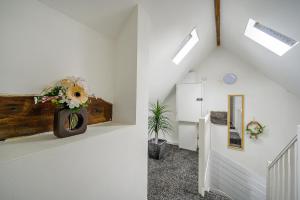 RB1GH- Cosy, Free Parking & Fast Wi-Fi Stay