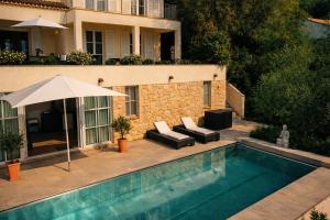 Villa With Panoramic View Over Cannes