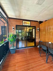 Nazarene Apartelle - R7