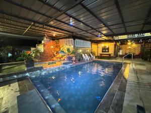 Nazarene Apartelle - R7