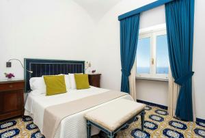 Villa Darte Con Piscina Sulla Costiera