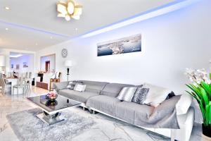 XC4 - PENTHOUSE, 3 bedroom, Modern, Designer - Attard
