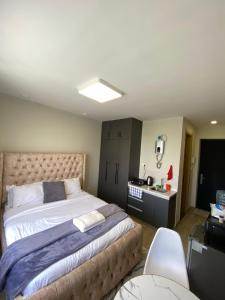 Staunch Homes Luxury Studio Apartment