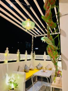 Heritage House of Bindu with Palace View