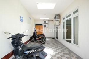 Oma Uti Syariah Mitra RedDoorz near Stasiun Lempuyangan