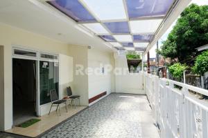 Oma Uti Syariah Mitra RedDoorz near Stasiun Lempuyangan