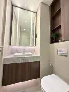 Luxury and Stlish 1BR in JVC, Pool, Gym Balcony