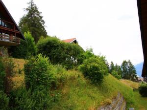 Apartment in Veysonnaz with Mountain Views