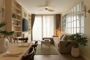 The Tresor Suite Residence Premium 3BRs, District 1 Center, 300m Nguyen Hue Walking Street