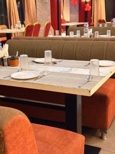 Krishna Sheesh Mahal