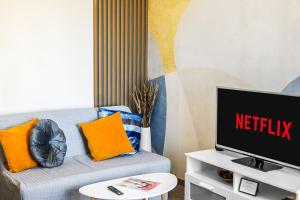 Burgas Residence 504 l Indoor Parking l Breakfast & SPA available