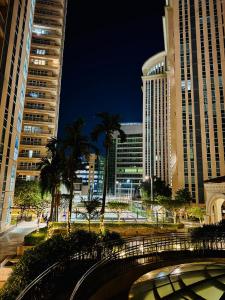 Grand Canal View Balcony Cozy Staycation Netflix
