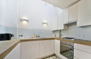 Cozy 1BR for 4 at London Bridge