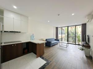 Hanoi Home 7 - A spacious, bright one-bedroom apartment