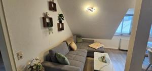 Helios Design Suite - Altbau DG mit Lift & Parkplatz - Elbe & Altstadt - S-Bahn nach Dresden