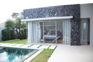 NEW Villa at Botanica Foresta D19