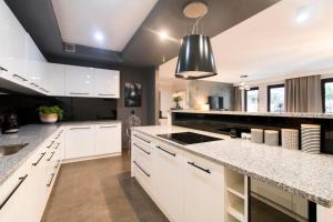 Kings City - Skawińska Apartment