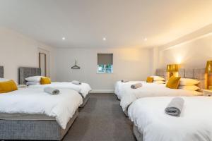 The Coach House by Ashgrove Leisure