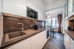 Brand new 2 bedrooms heart of Cannes