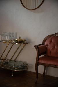 Spacious Studio, lake view and bath