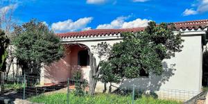 ISS Travel, Apartment 4 beds with garden in San Teodoro just 700 mt from la Cinta Beach