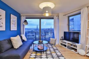 Sky View Apartment