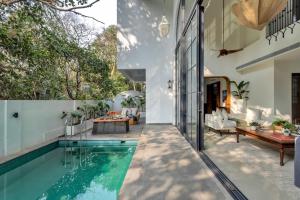La Stella - Spectacular Spaces 4BHK in Assagoan