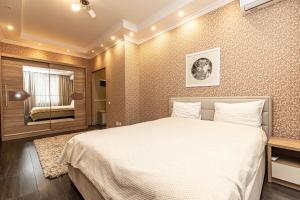 Comfort Apartment Near Center - 40 m - Fast WiFi - Self Check-in
