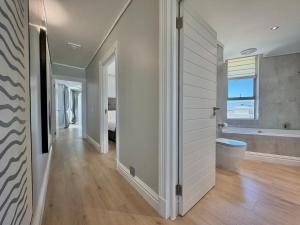 Cape Sands - Ultimate luxury on Beach Road